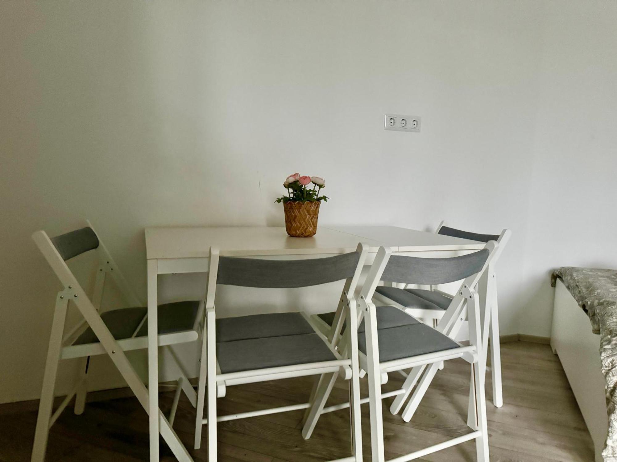 Stylish Schonbrunn Apartments With Free Parking Wien Eksteriør billede