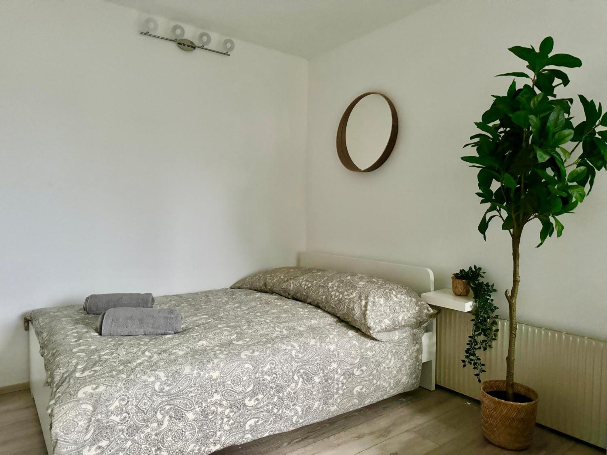 Stylish Schonbrunn Apartments With Free Parking Wien Eksteriør billede