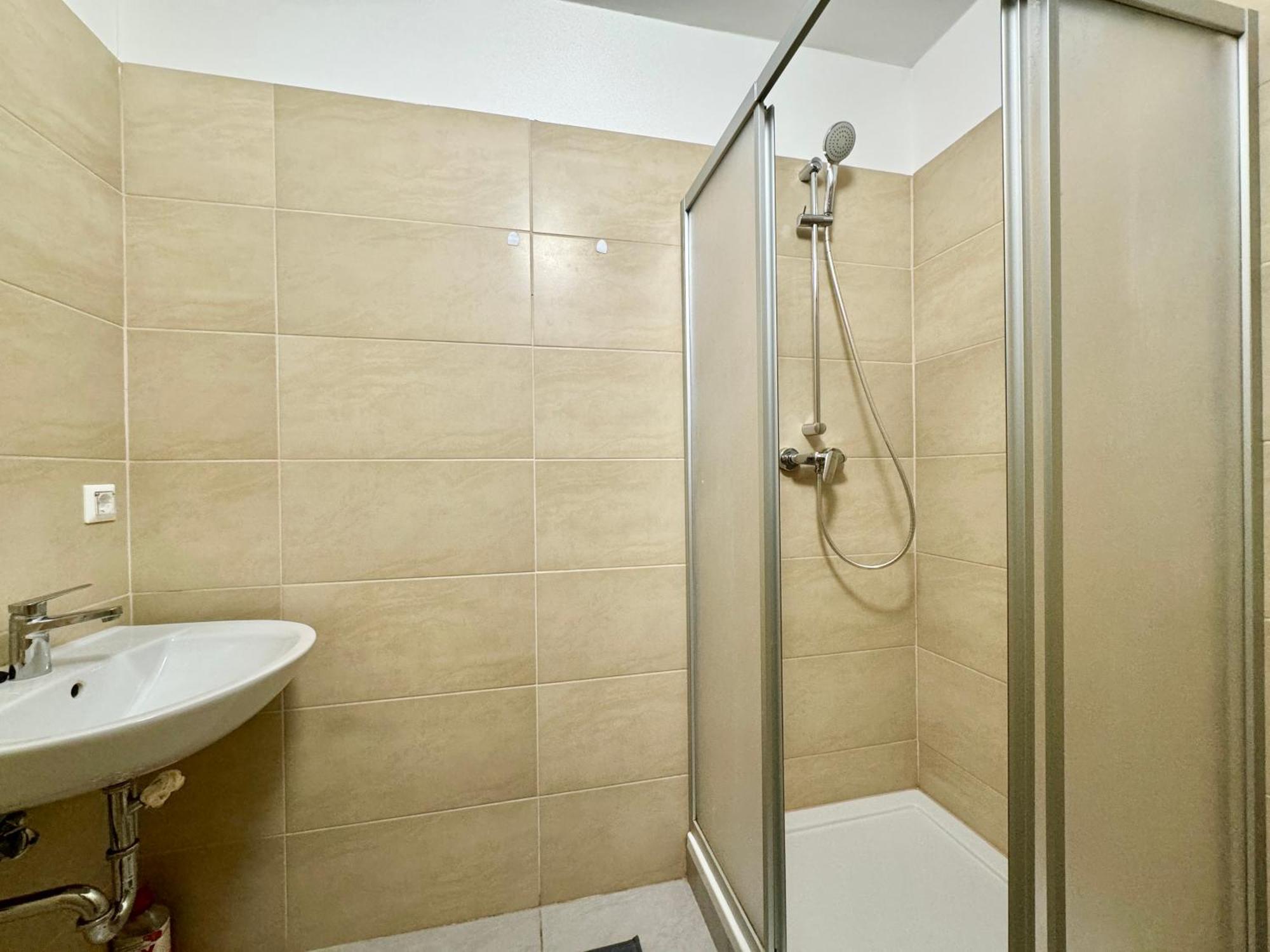 Stylish Schonbrunn Apartments With Free Parking Wien Eksteriør billede